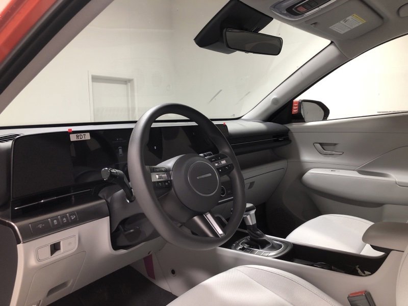 New 2026 Hyundai Kona SE image 18