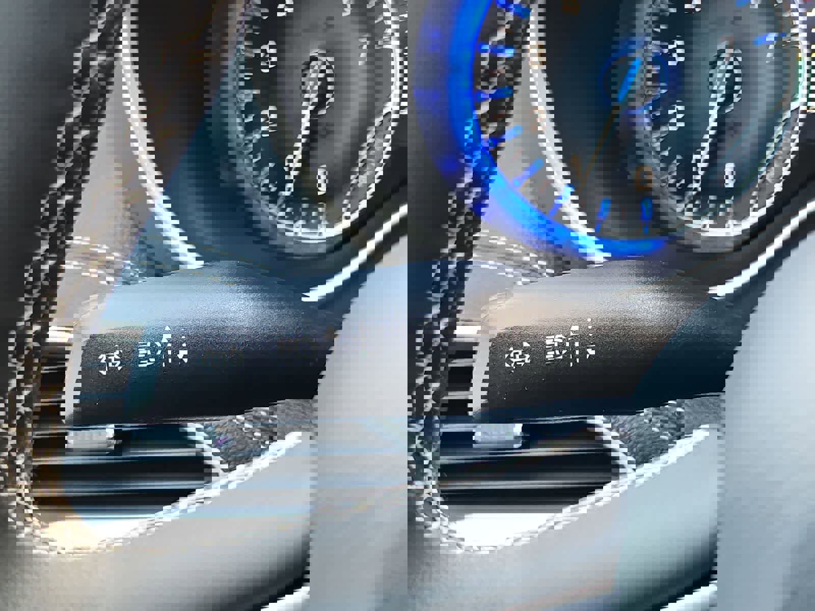 New 2026 Chrysler Pacifica Select image 26