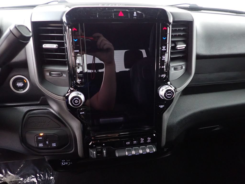 New 2026 RAM 2500 Tradesman AWD/4WD image 28