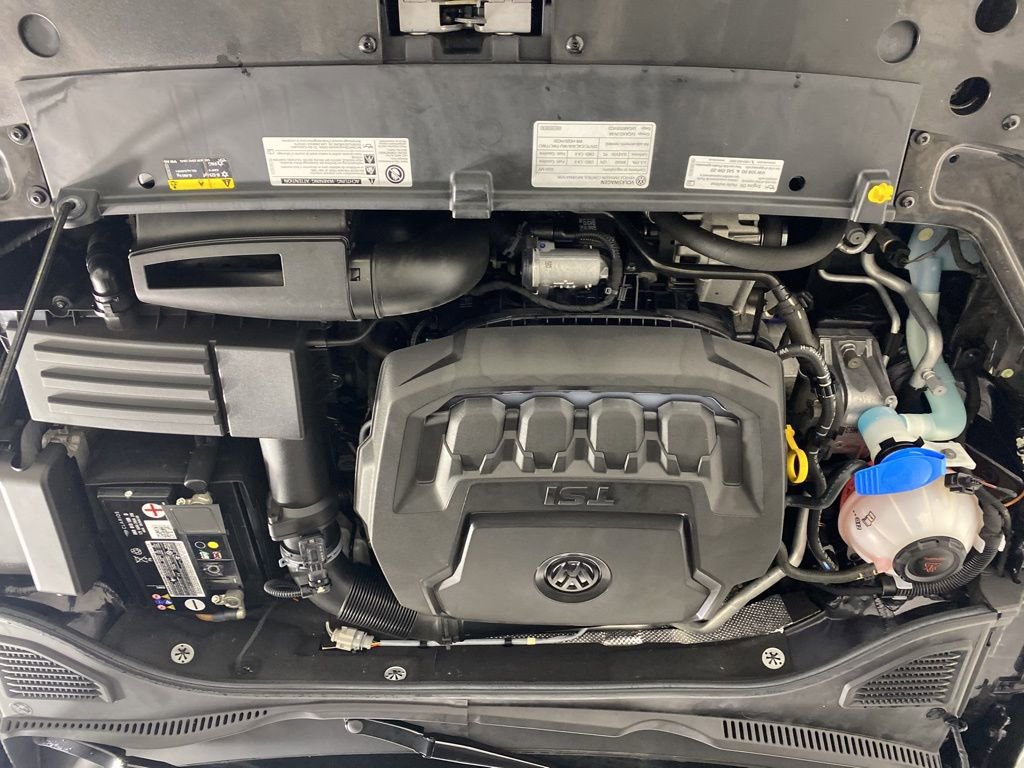 Used 2020 Volkswagen Passat 2.0T SEL image 35