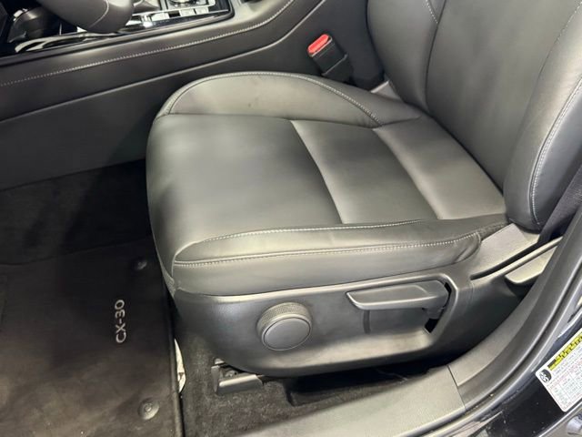 Used 2025 MAZDA CX-30 AWD 2.5 S w/ Select Sport Pkg image 12