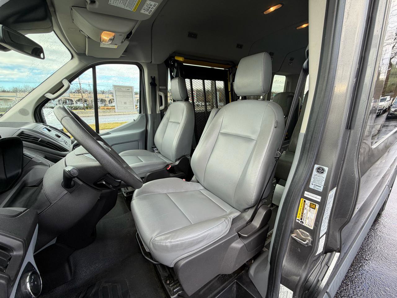 Used 2015 Ford Transit 350 XL RWD image 15