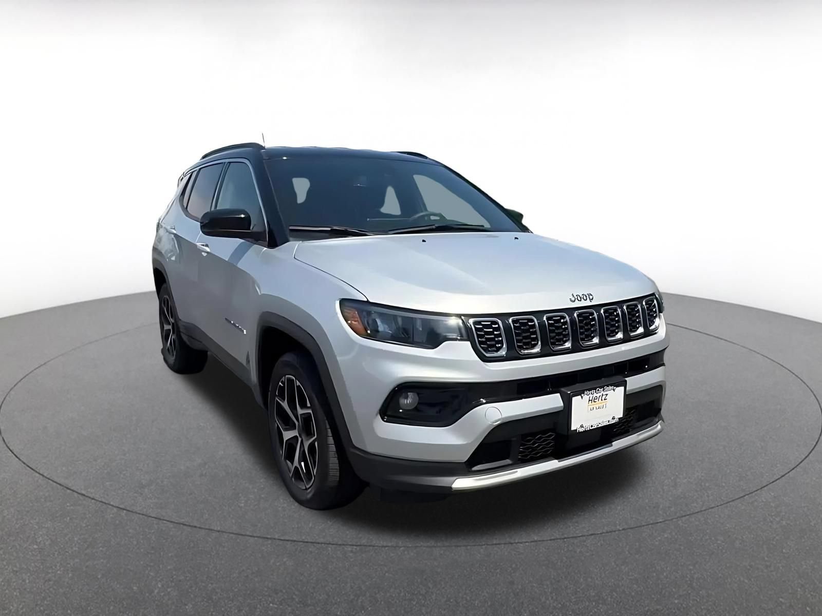 Used 2025 Jeep Compass Limited AWD/4WD image 3