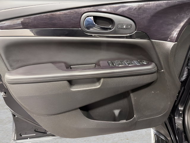 Used 2016 Buick Enclave Leather w/ Trailering Package FWD image 9