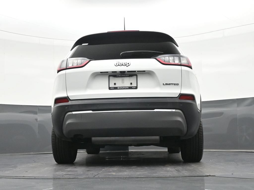 Used 2019 Jeep Cherokee Limited w/ Luxury Group FWD image 26