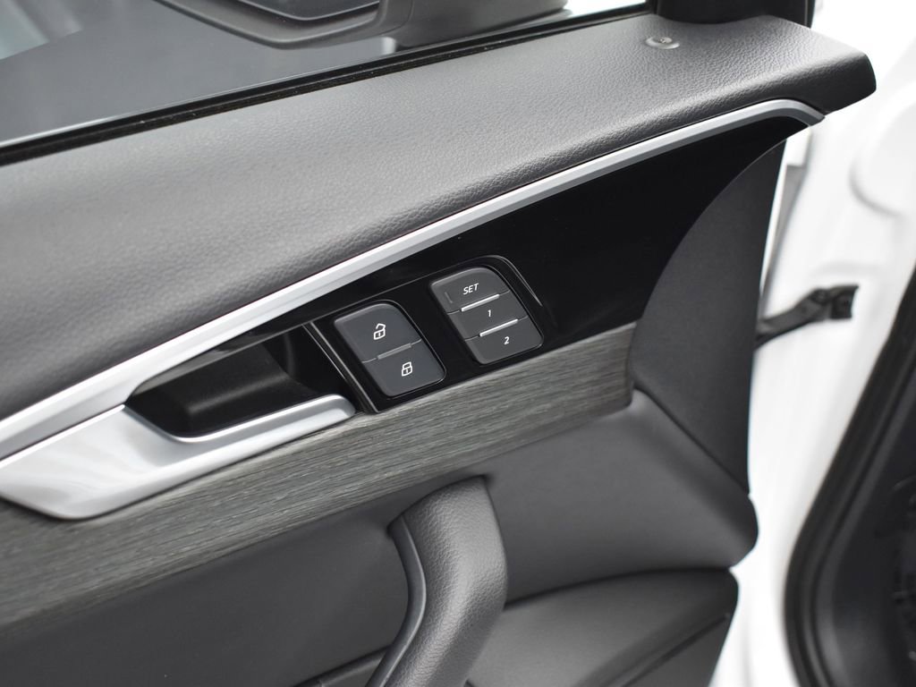 Used 2020 Audi A4 2.0T Premium w/ Convenience Package image 9