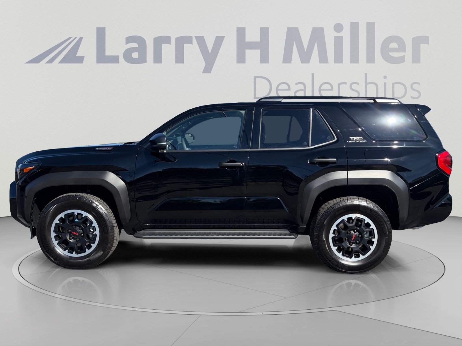 Used 2026 Toyota 4Runner TRD Off-Road Premium w/ Tow Technology Package AWD/4WD image 2