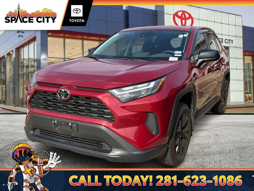 Used 2023 Toyota RAV4 LE FWD image 1