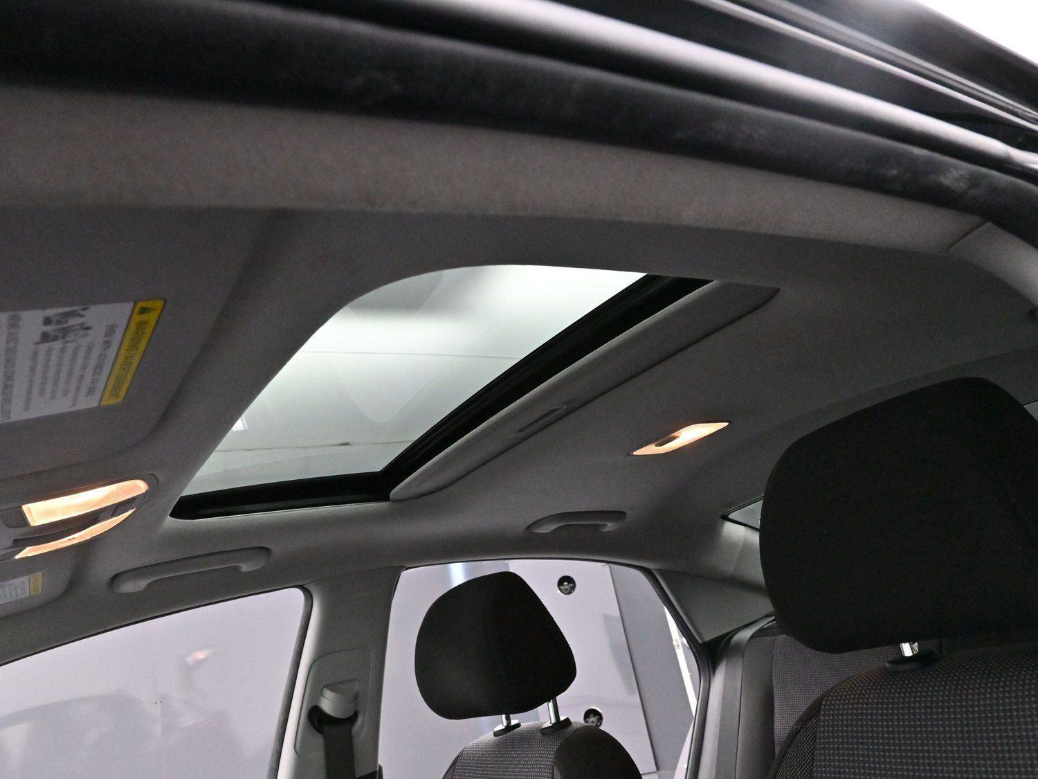 Used 2021 Hyundai Accent Limited image 27