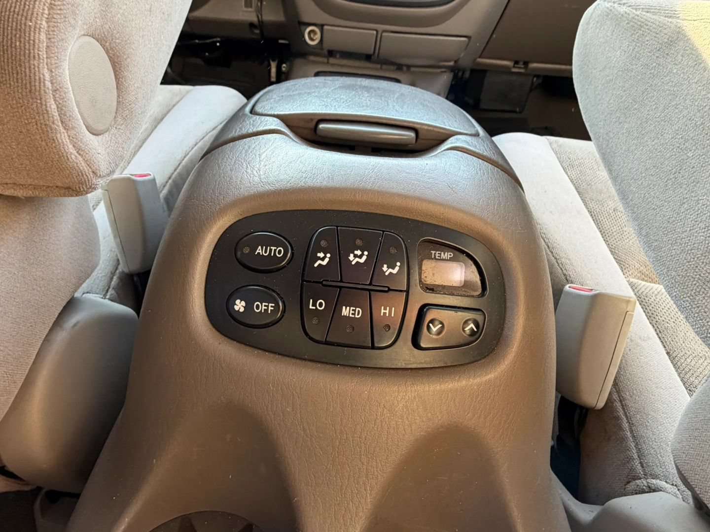 Used 2007 Toyota Sequoia SR5 RWD image 19