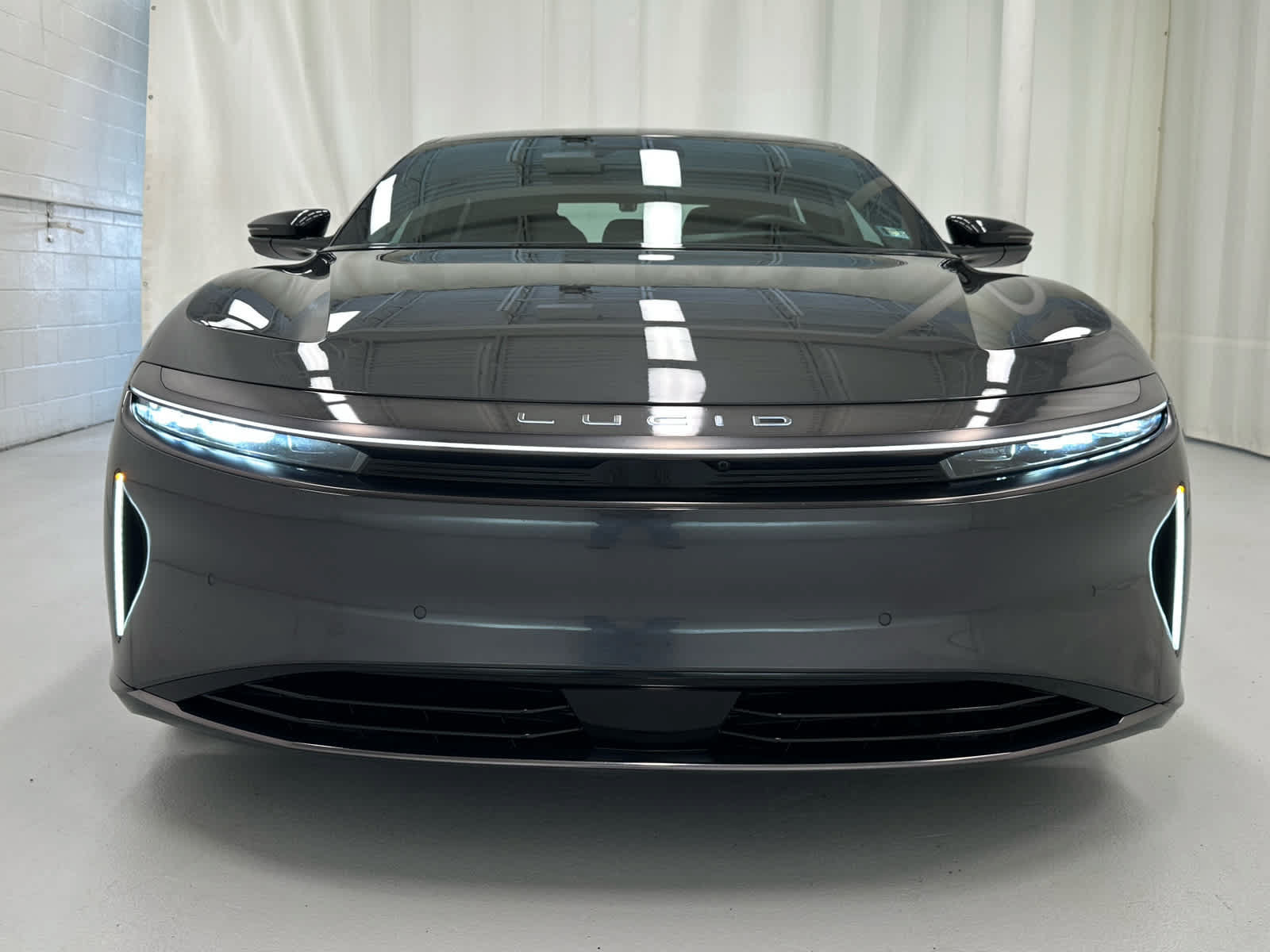 Used 2024 Lucid Air Touring AWD/4WD image 5