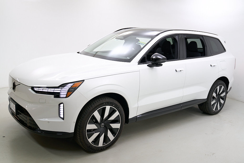 New 2026 Volvo EX90 Plus AWD/4WD image 6