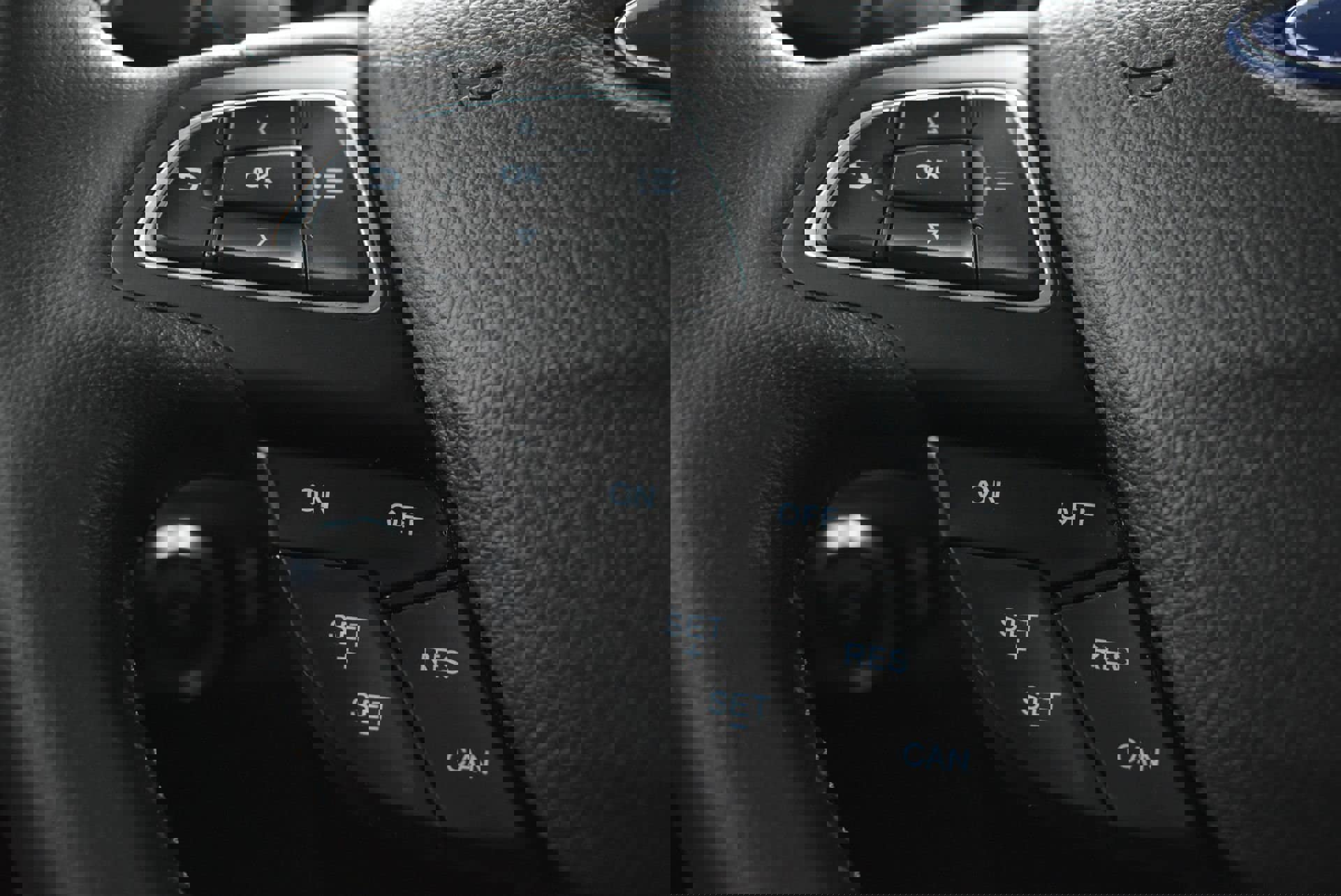 Used 2020 Ford EcoSport SES image 22