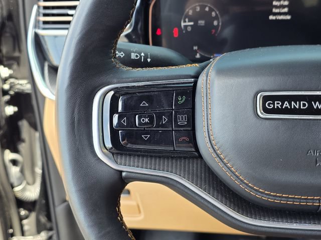 Used 2023 Jeep Grand Wagoneer Series III w/ Rear Seat Video Group 1 AWD/4WD image 31