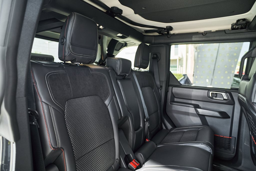 Used 2025 Ford Bronco Raptor image 27
