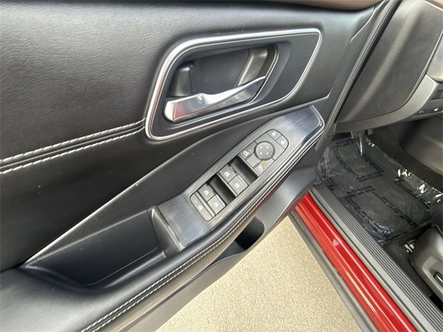 Used 2021 Nissan Rogue SV w/ Premium Package image 13