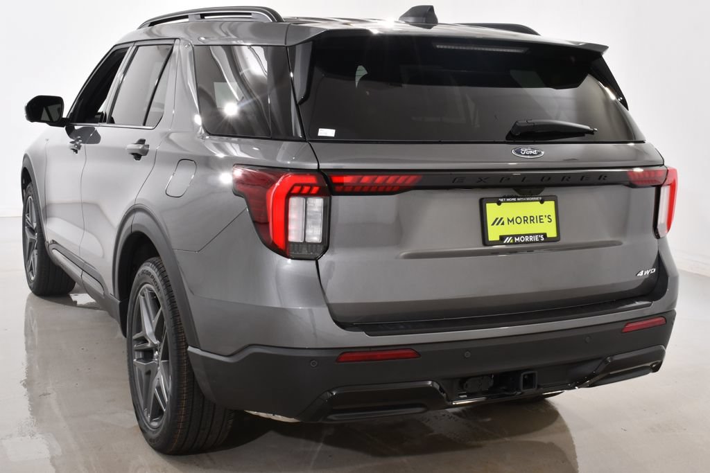 New 2026 Ford Explorer ST-Line w/ ST-Line Street Pack AWD/4WD image 14