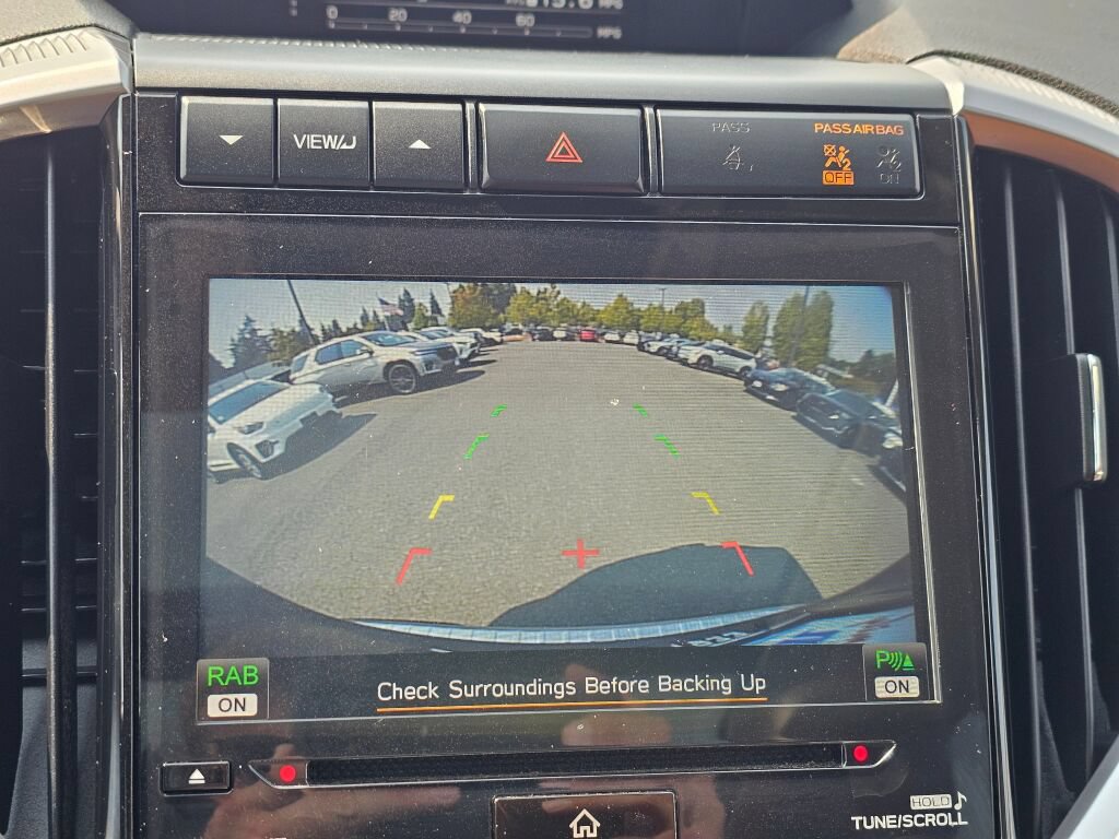 Used 2019 Subaru Ascent Touring w/ Popular Package #3 AWD/4WD image 17
