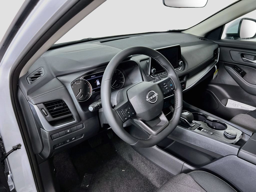 New 2026 Nissan Rogue SV w/ Cold Weather Package AWD/4WD image 8