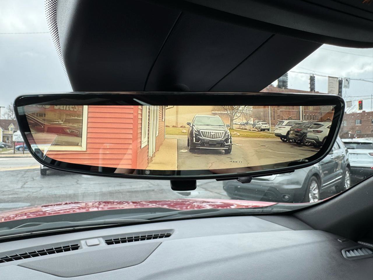 Used 2024 Cadillac XT4 Premium Luxury w/ Technology Package image 28