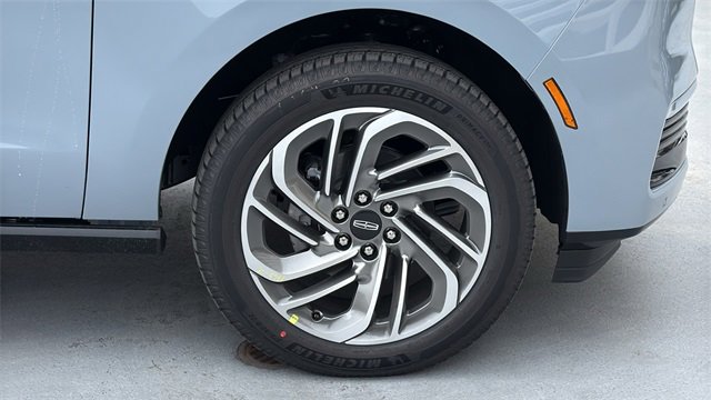 New 2025 Lincoln Navigator L Reserve image 4