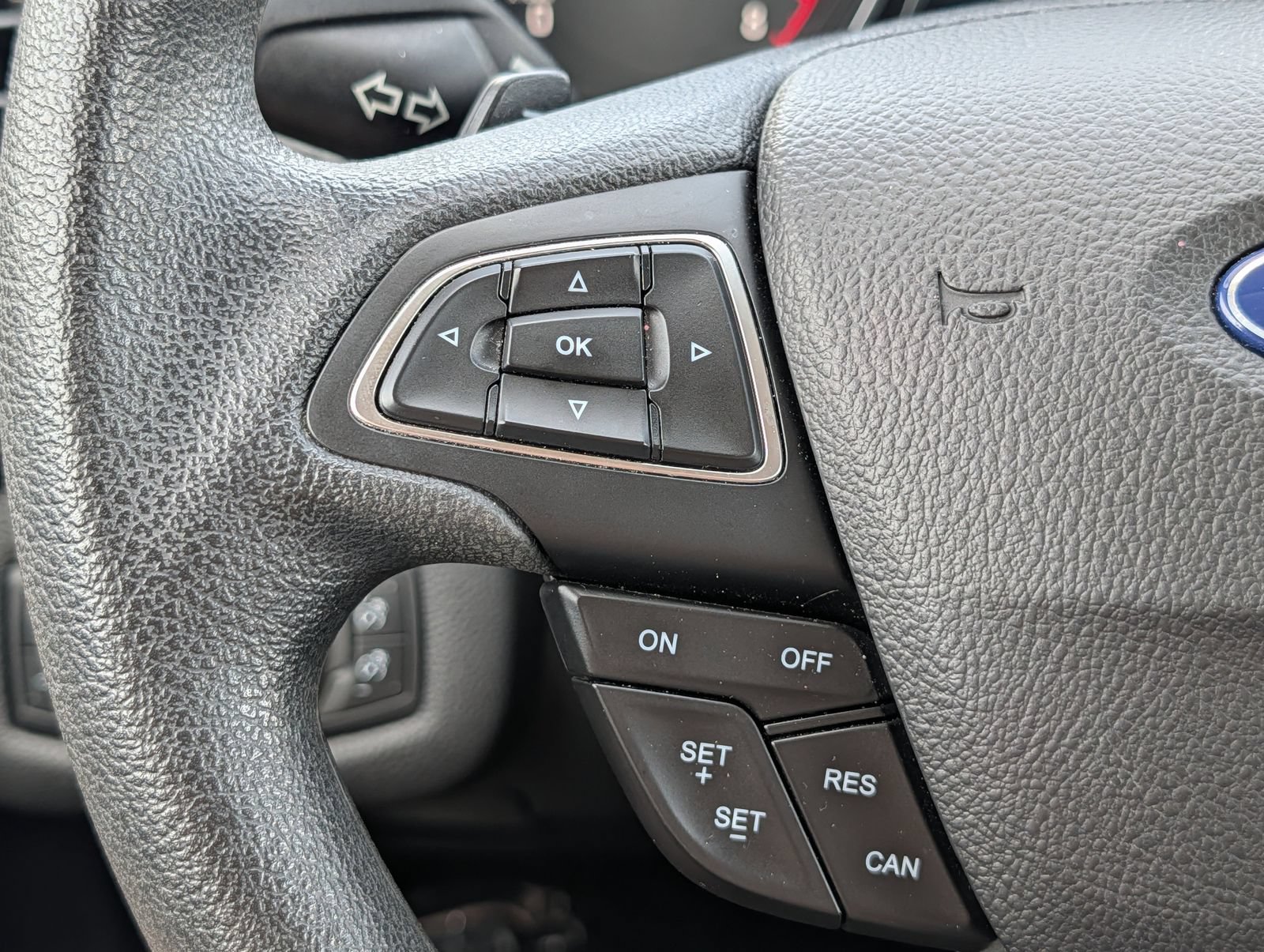 Certified 2017 Ford Escape SE AWD/4WD image 32