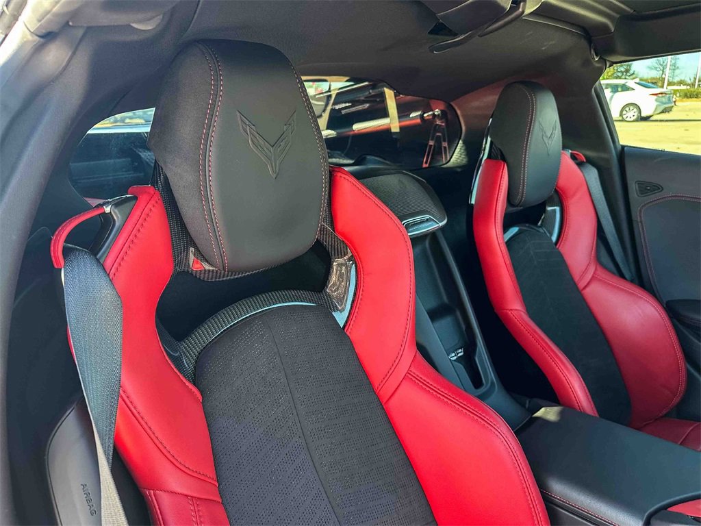 Used 2024 Chevrolet Corvette Stingray Preferred Cpe w/ Z51 Performance Package image 19