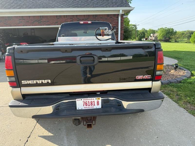 Used 2005 GMC Sierra 3500 SLT w/ Heavy-Duty Power Package AWD/4WD image 16
