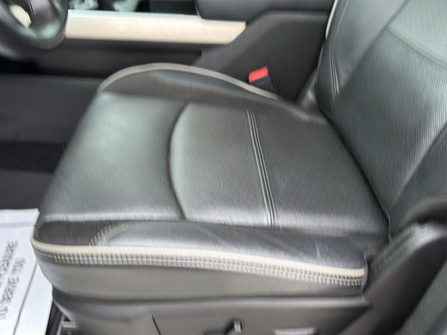 Used 2019 RAM 2500 Laramie AWD/4WD image 13