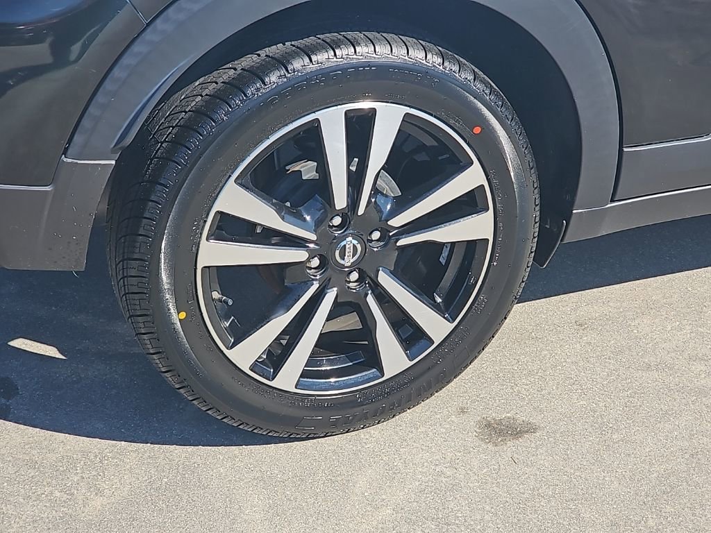 Used 2023 Nissan Kicks S FWD image 10