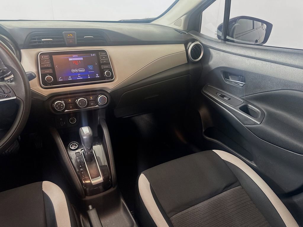 Used 2021 Nissan Versa SV FWD image 22