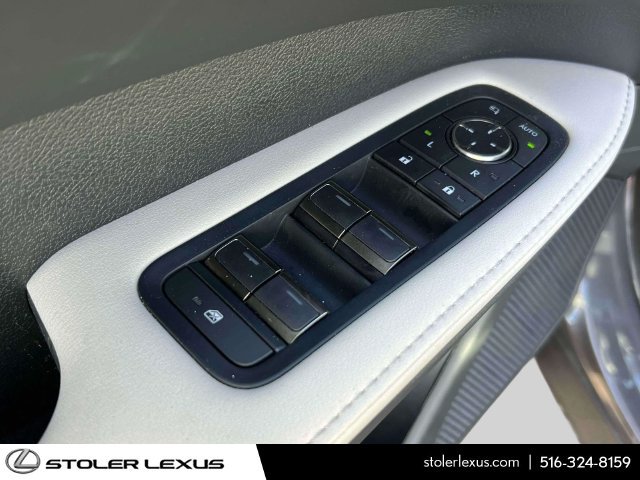 Used 2024 Lexus RX 350 Premium w/ Accessory Package (Z1) AWD/4WD image 22