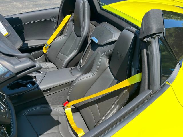 Used 2022 Chevrolet Corvette Stingray Convertible w/ Battery Protection Package image 19