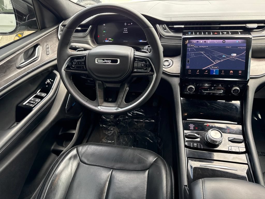 Used 2022 Jeep Grand Cherokee Overland AWD/4WD image 75