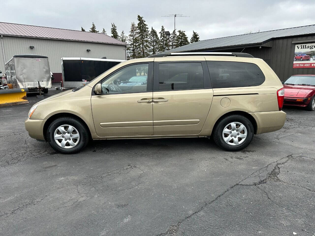 Used 2009 Kia Sedona LX w/ PWR Pkg image 8