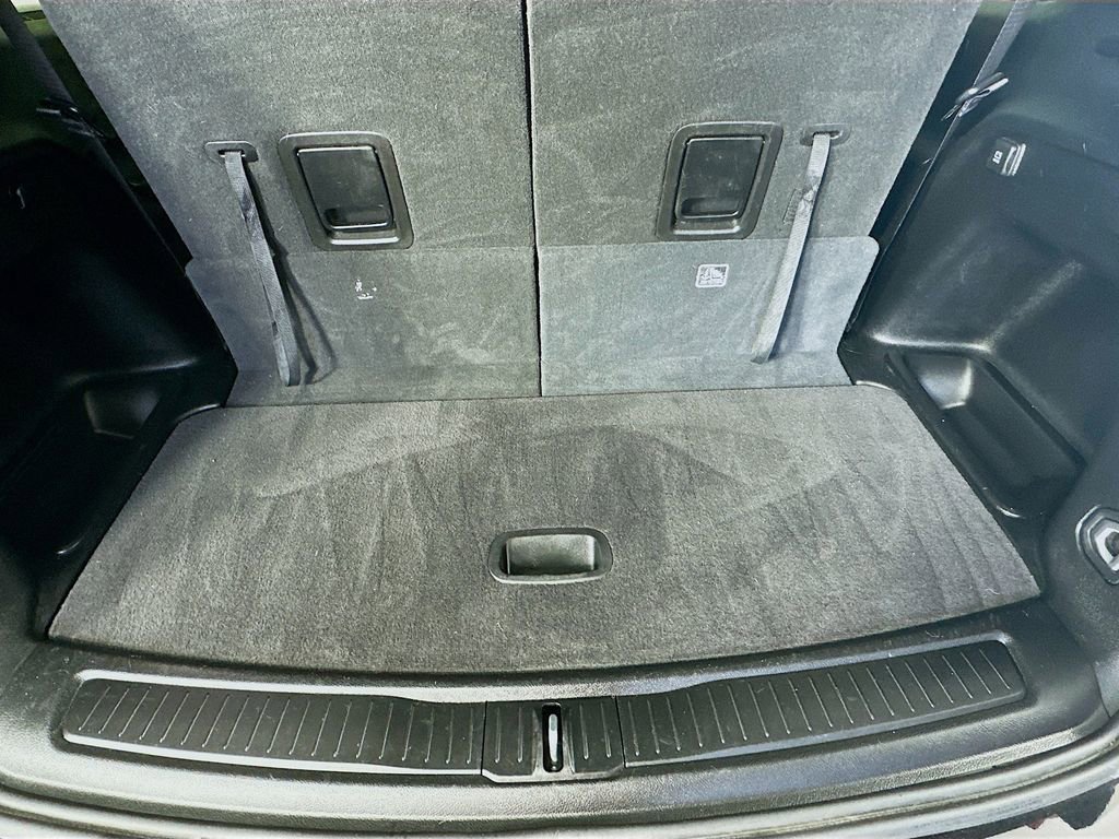 Certified 2023 Jeep Grand Cherokee L Laredo image 35