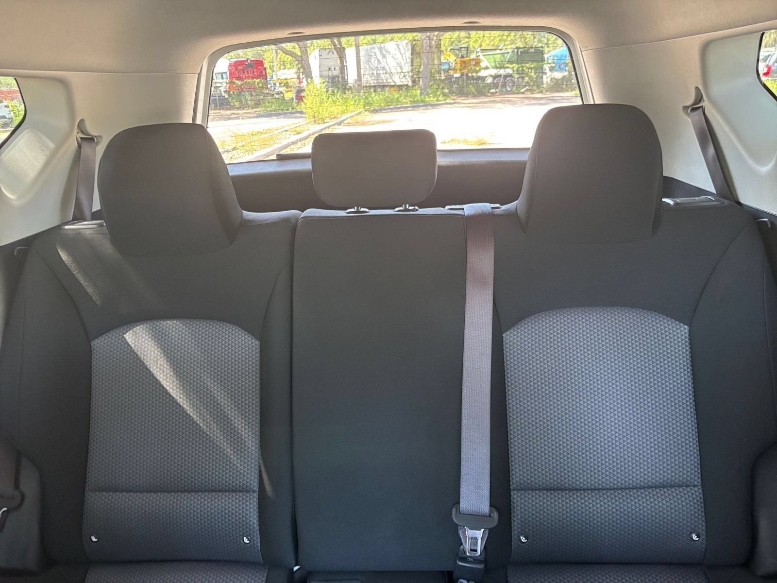 Used 2025 Kia Soul LX w/ LX Technology Package FWD image 35