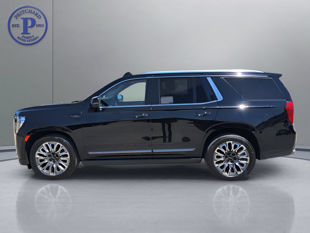 Used 2024 GMC Yukon Denali Ultimate AWD/4WD image 4