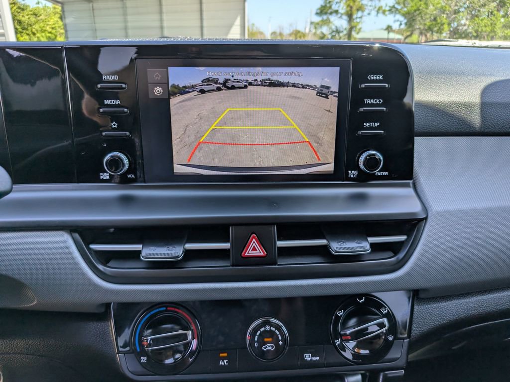 Certified 2025 Kia Seltos LX AWD/4WD image 23
