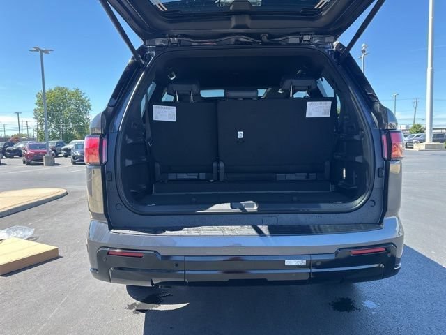 New 2026 Toyota Sequoia Platinum AWD/4WD image 32