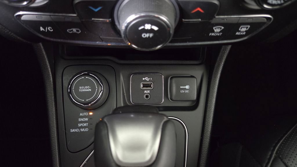 Used 2021 Jeep Cherokee Latitude Lux image 27