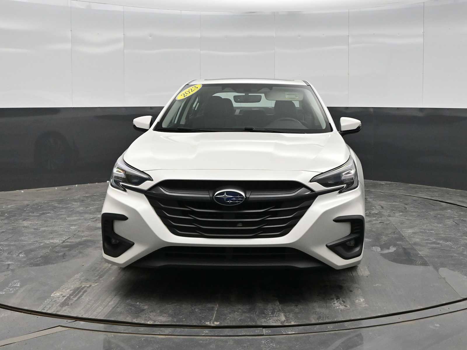 Used 2023 Subaru Legacy Limited image 3