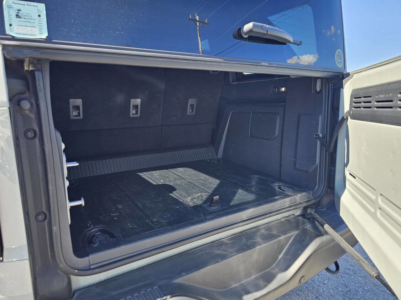 Used 2023 Ford Bronco Badlands image 15