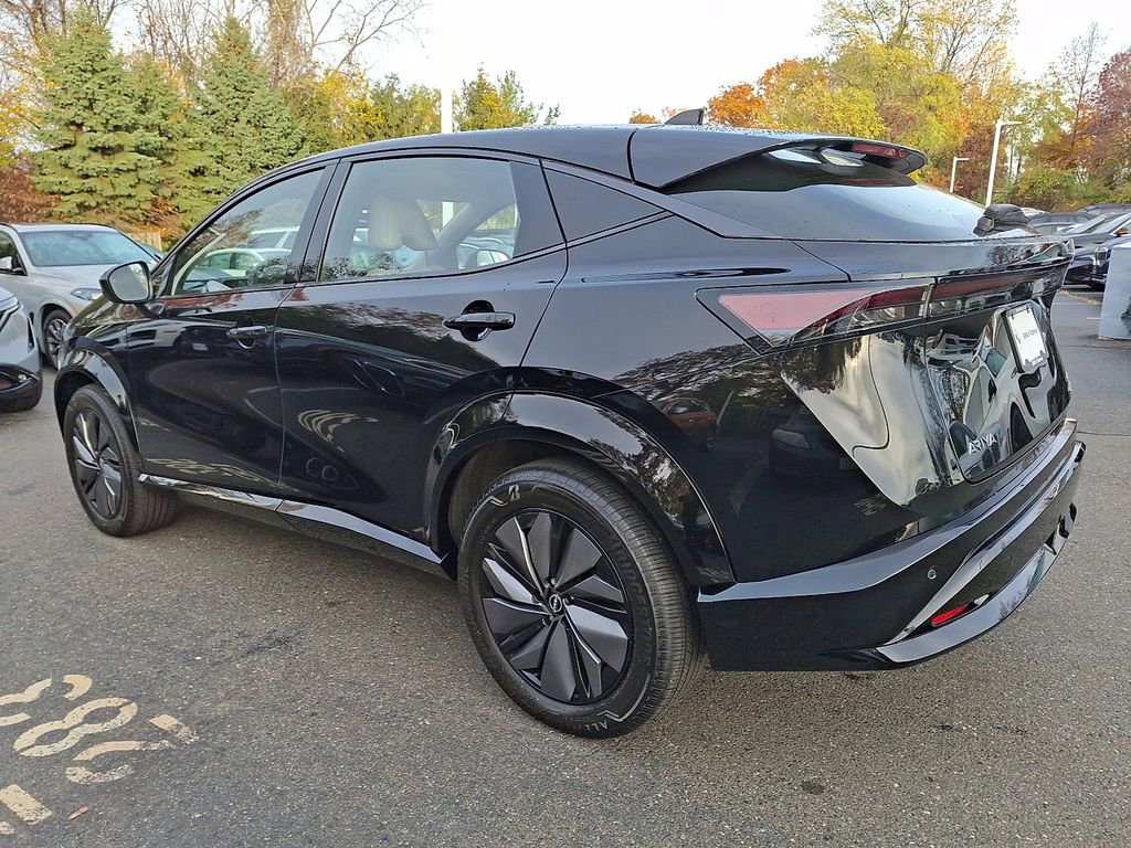 Used 2024 Nissan Ariya AWD image 7