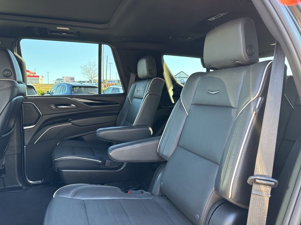 Used 2024 Cadillac Escalade Sport image 28