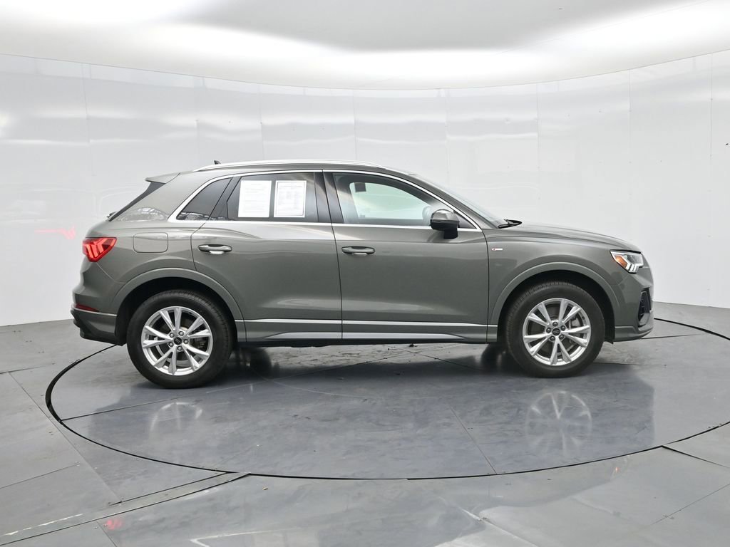 Used 2025 Audi Q3 2.0T Premium image 25
