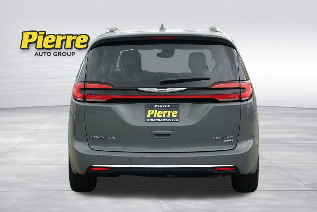 Used 2021 Chrysler Pacifica Limited w/ Premium & Safety Sphere Group AWD/4WD image 5