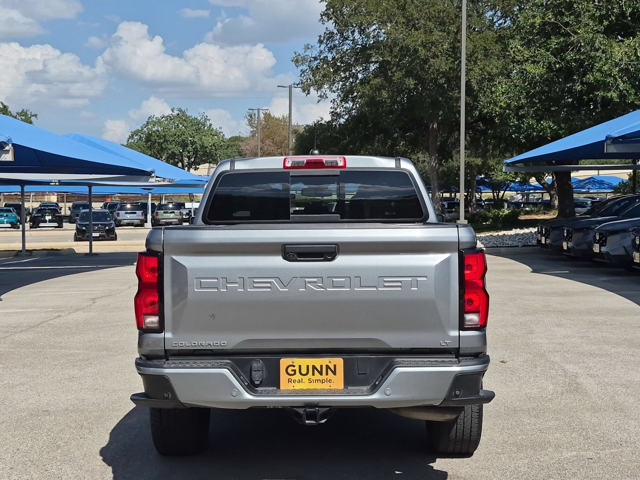 Used 2023 Chevrolet Colorado LT w/ LT Convenience Package III RWD image 4