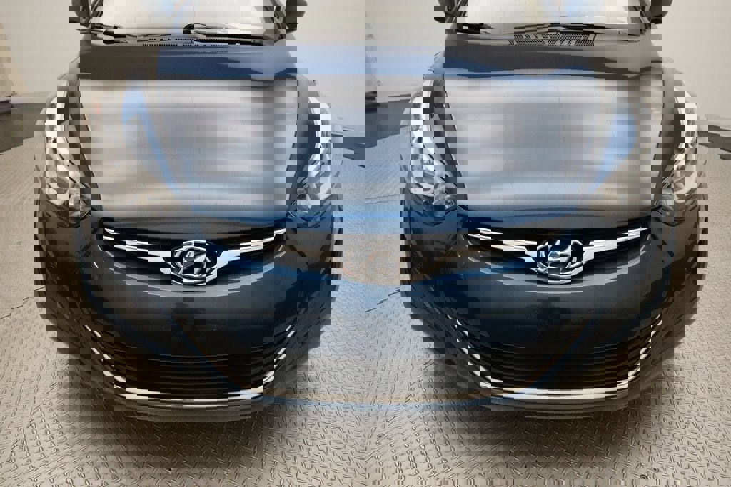 Used 2016 Hyundai Elantra SE image 20