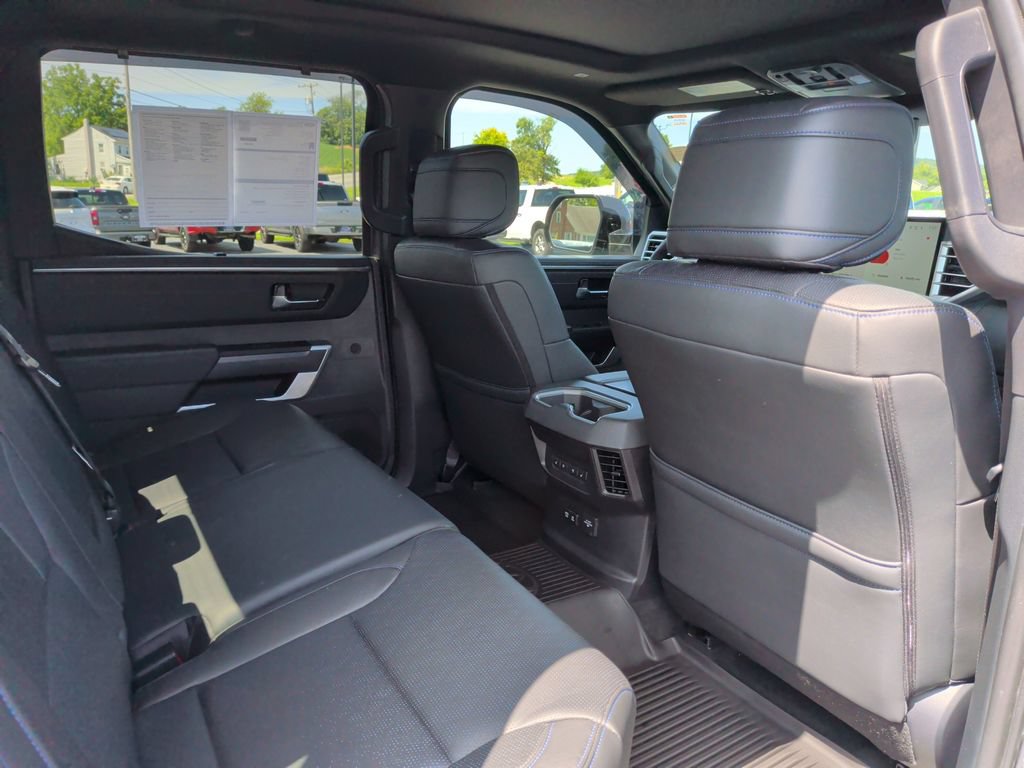 Used 2025 Toyota Tundra Platinum w/ TRD Off-Road Package AWD/4WD image 17